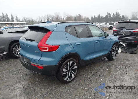 2023 Volvo Xc40 B5 Ultimate Dark Theme z USA, uszkodzony, nr VIN YV4L12UX2P2925906